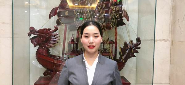 2017级—王方.jpg